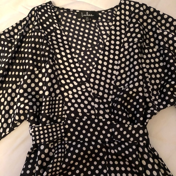 Lulu’s polka dot wrap dress - Picture 2 of 3